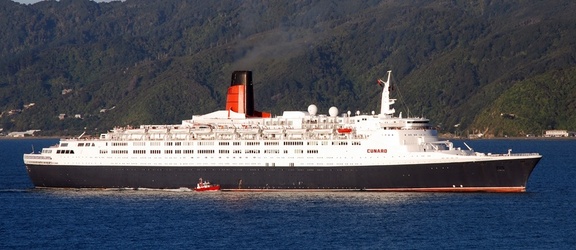 queen elizabeth 2 ship 1969 001